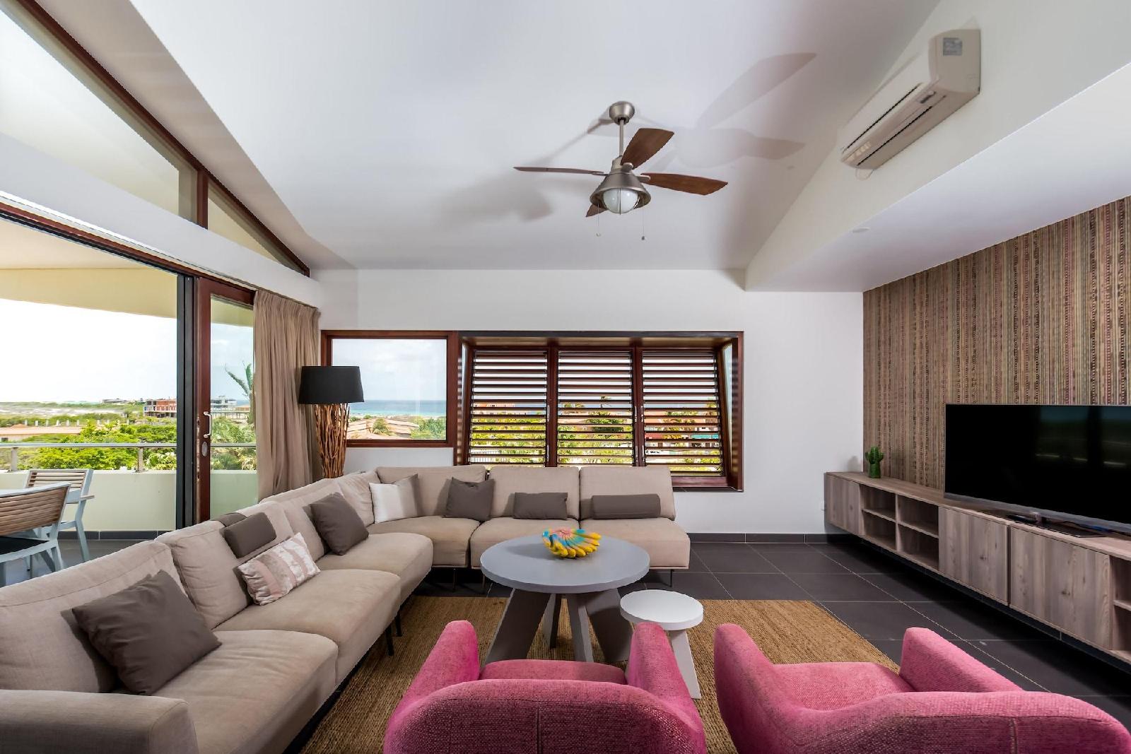 Delfins Beach Resort