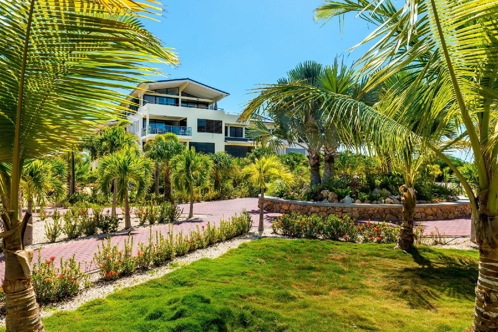 Delfins Beach Resort