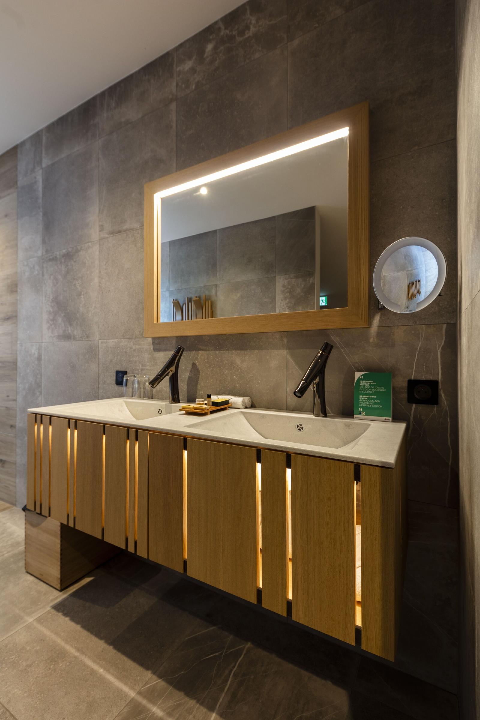Relais Du Silence Origines par Adrien Descouls