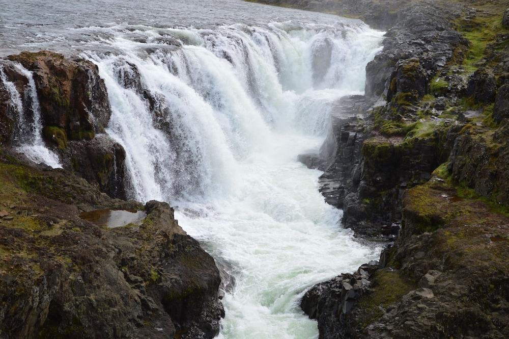 Guesthouse NeÐra-Vatnshorn