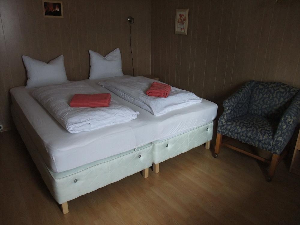 Guesthouse NeÐra-Vatnshorn
