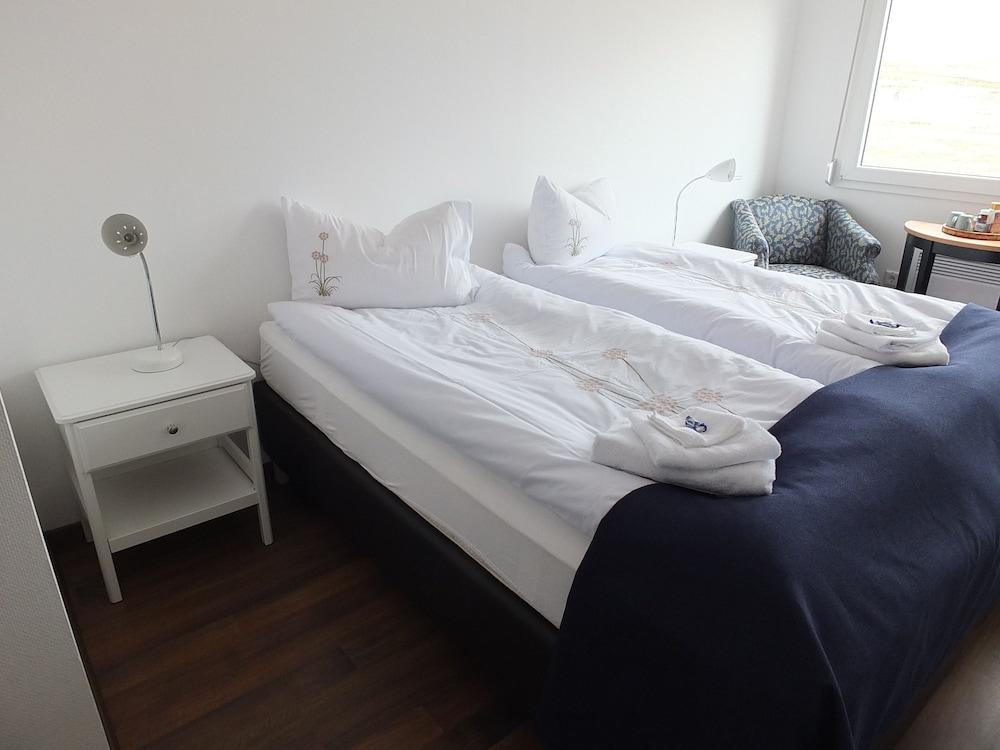 Guesthouse NeÐra-Vatnshorn