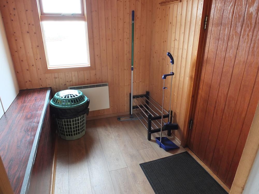 Guesthouse NeÐra-Vatnshorn