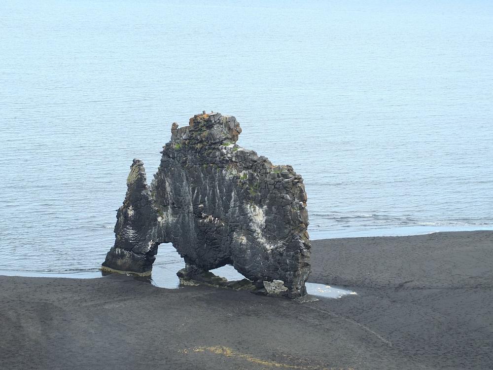 Guesthouse NeÐra-Vatnshorn