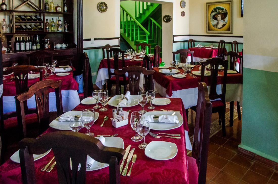 Hotel E La Calesa