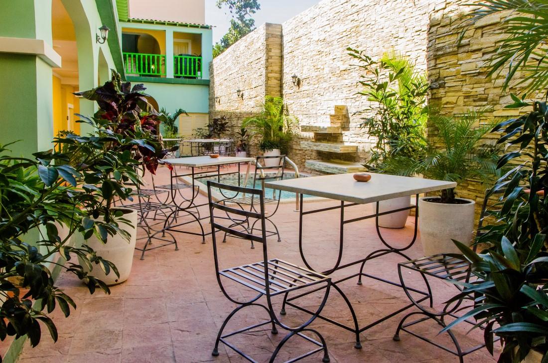 Hotel E La Calesa