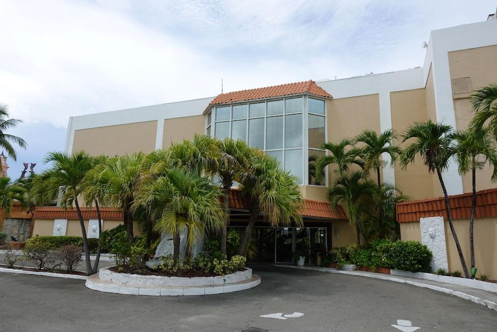 Club Landor Resort