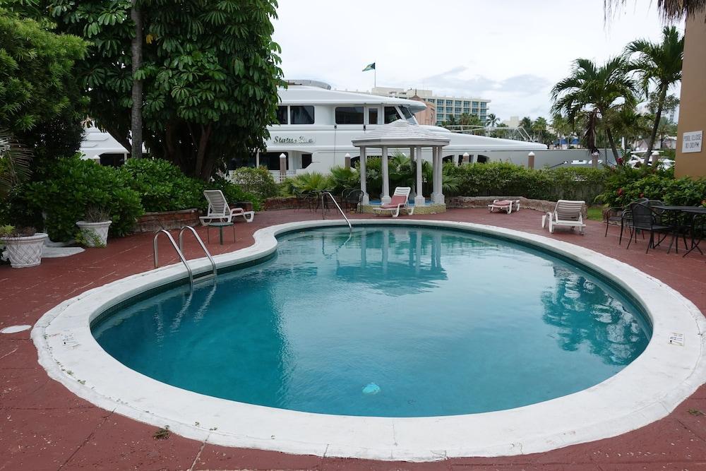 Club Landor Resort