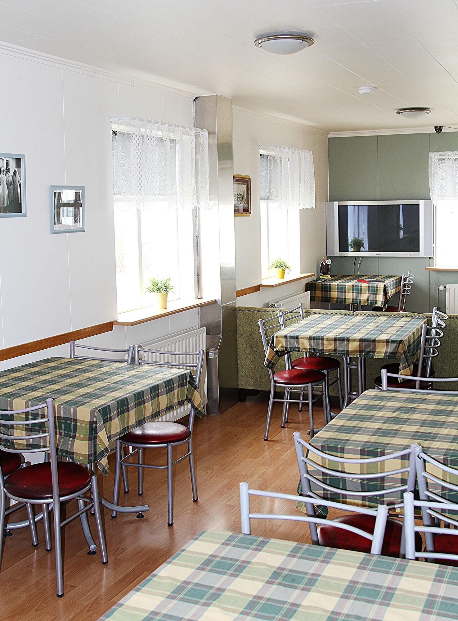 Mikligarður Guesthouse