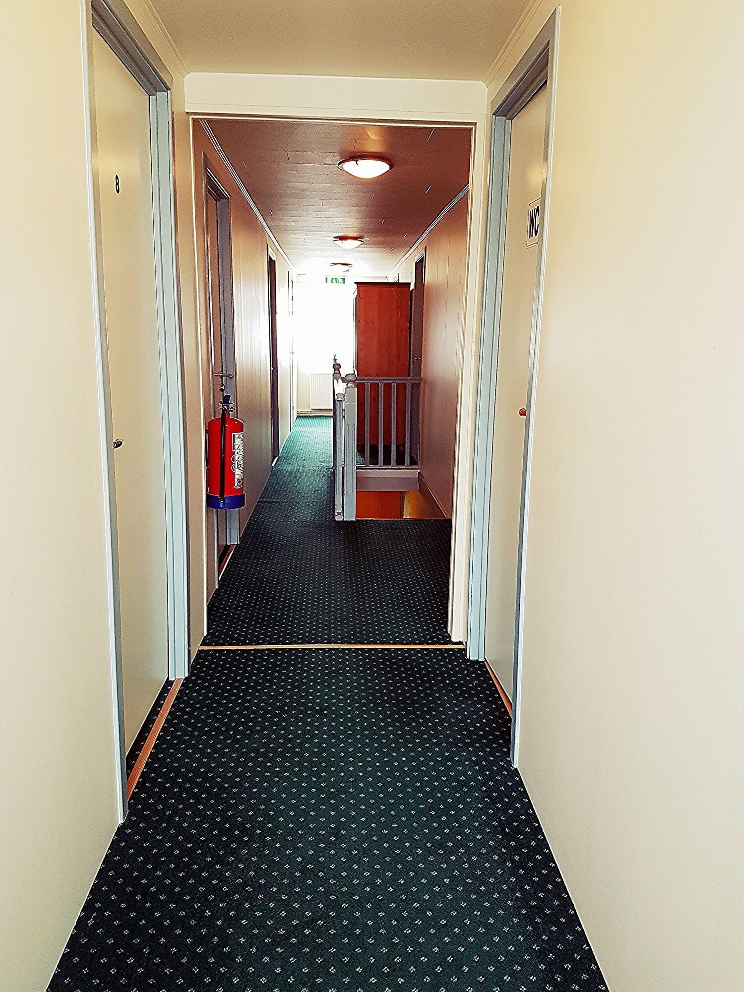 Mikligarður Guesthouse