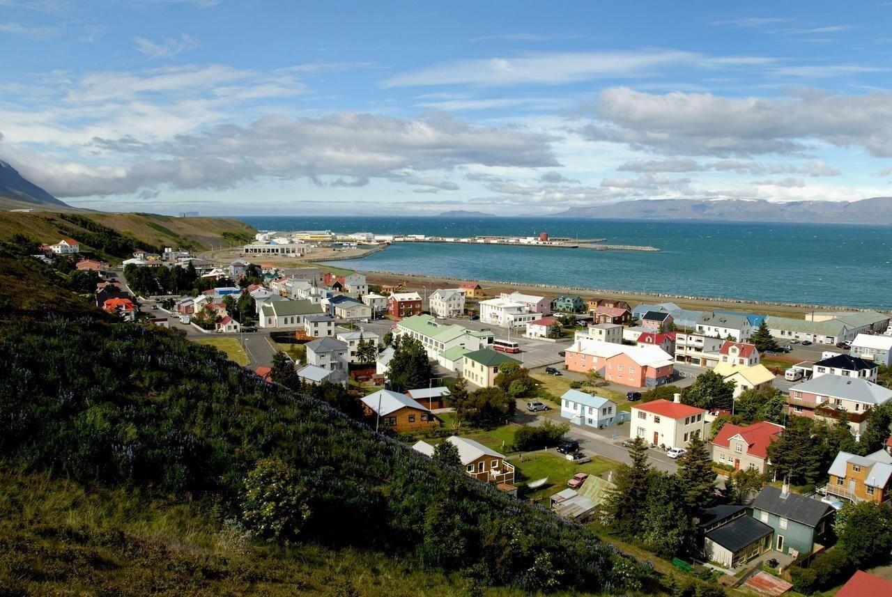 Mikligarður Guesthouse