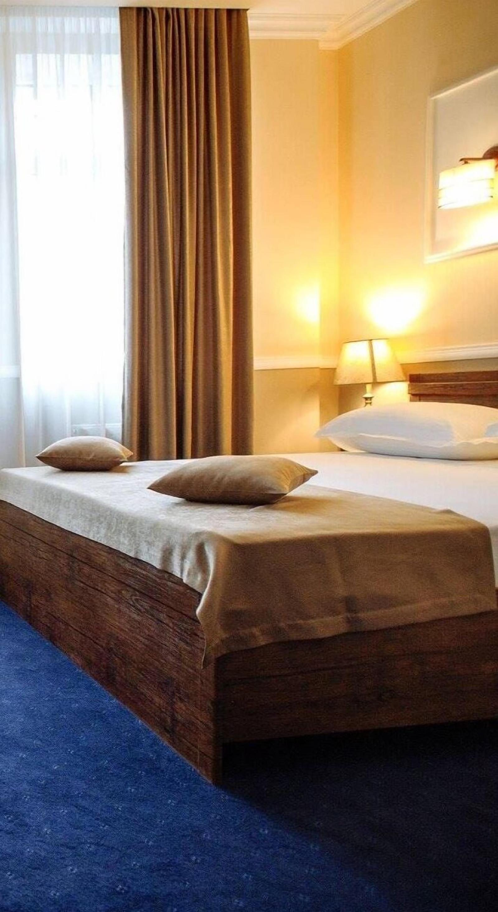 Astoria Hotel