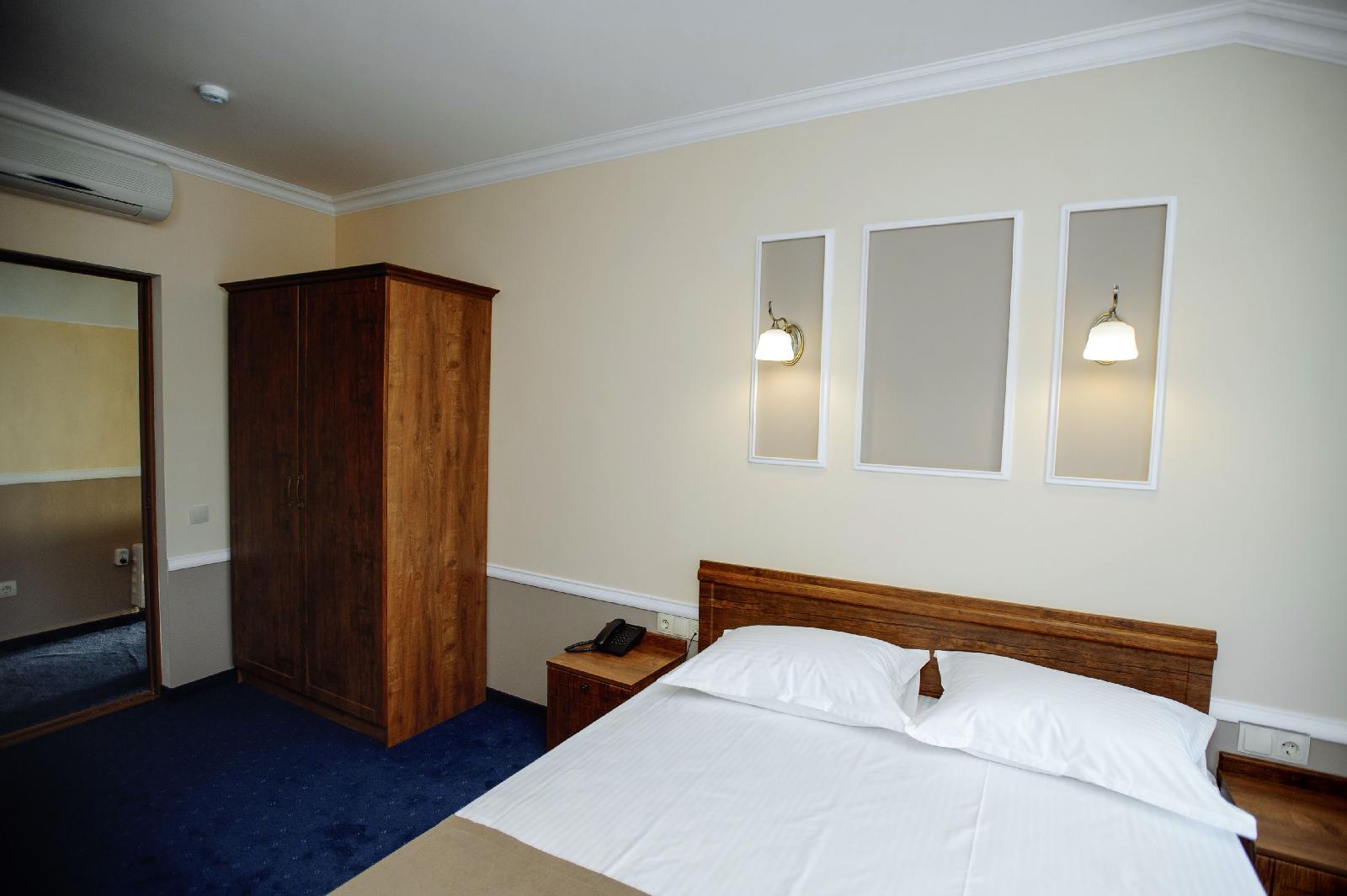 Astoria Hotel