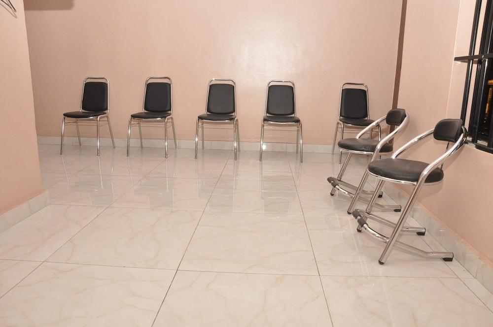 Diamond Hotel