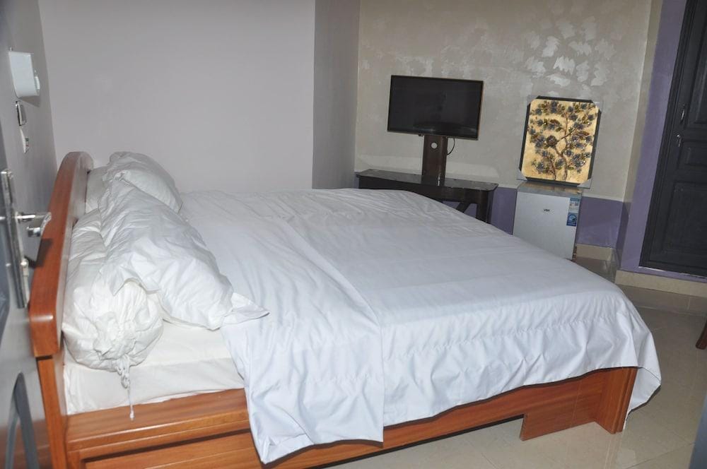 Diamond Hotel