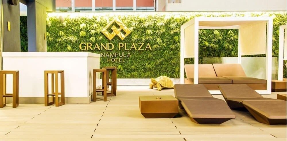 Grand Plaza Hotel