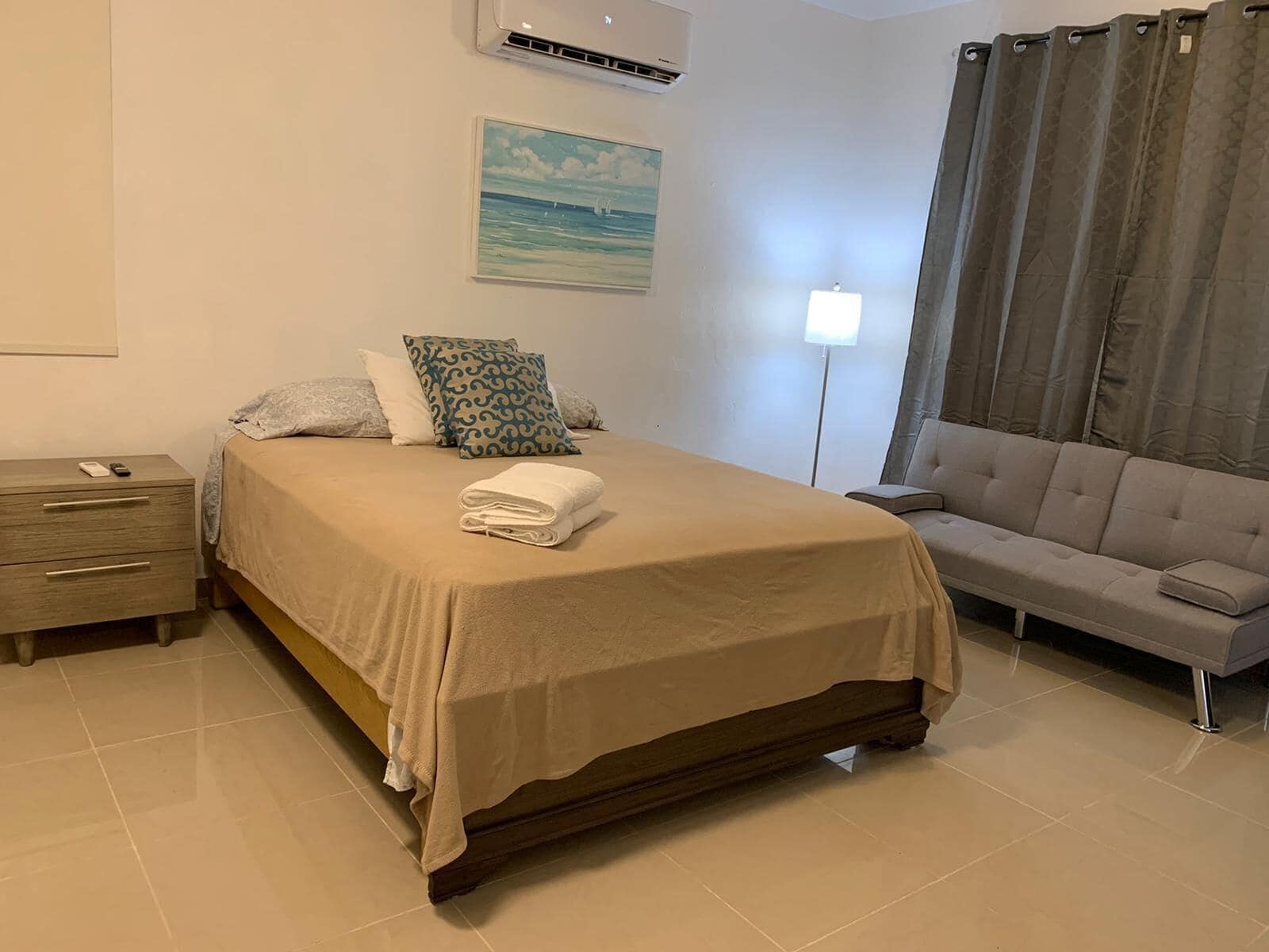 Hm Suites