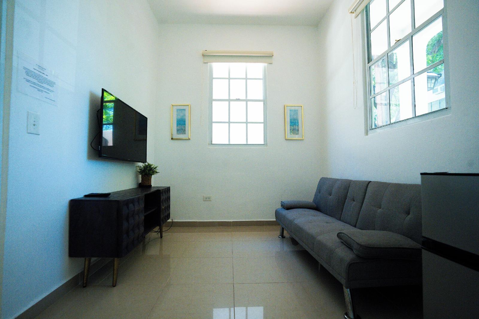 Hm Suites