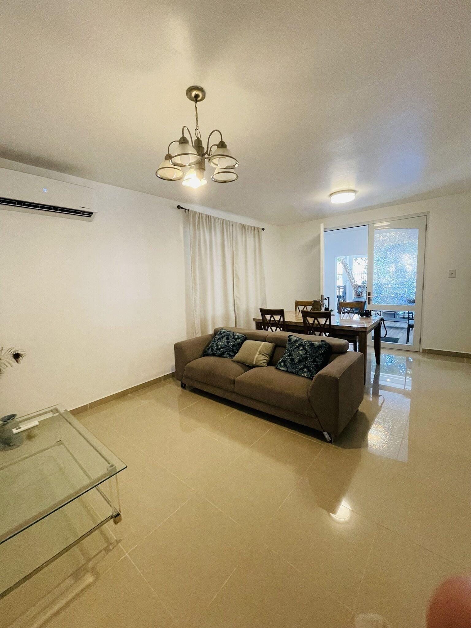 Hm Suites