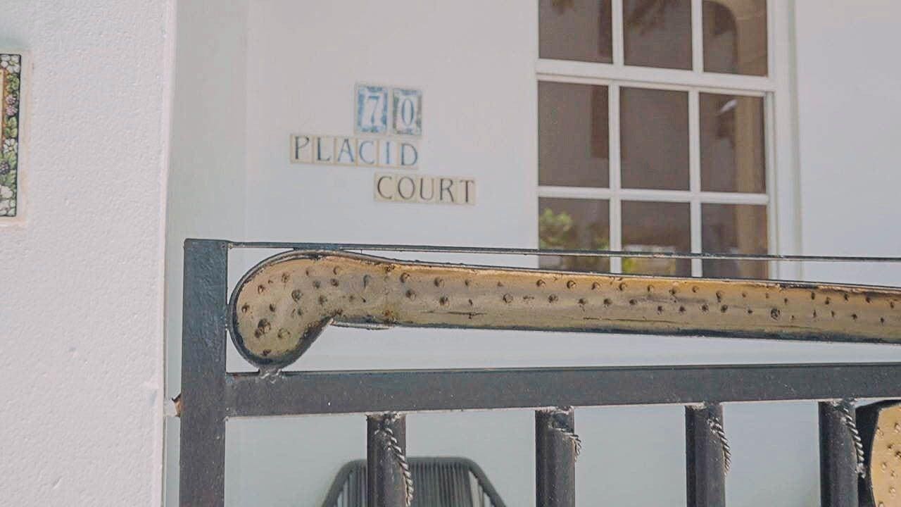 Hm Suites