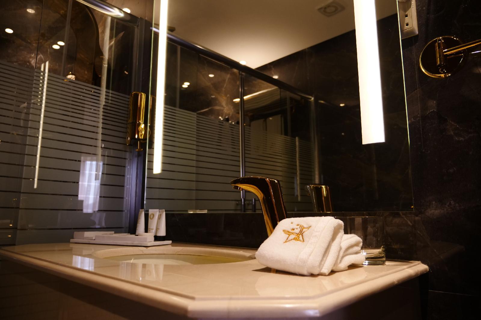 Top Lumiere Des Etoile Hotel Suites Kuwait City