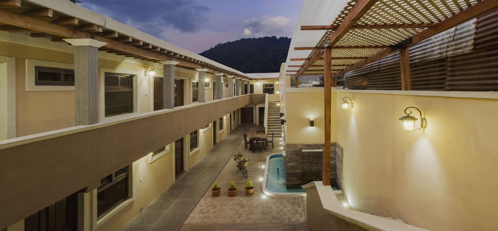 Hotel Uxlanik