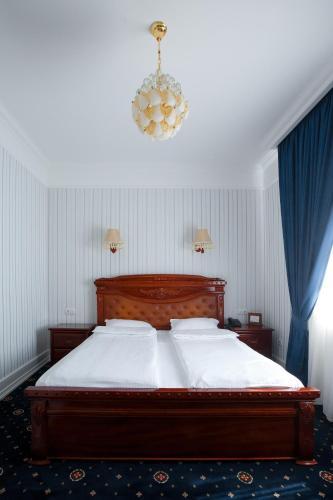 Hotel Aristocrat