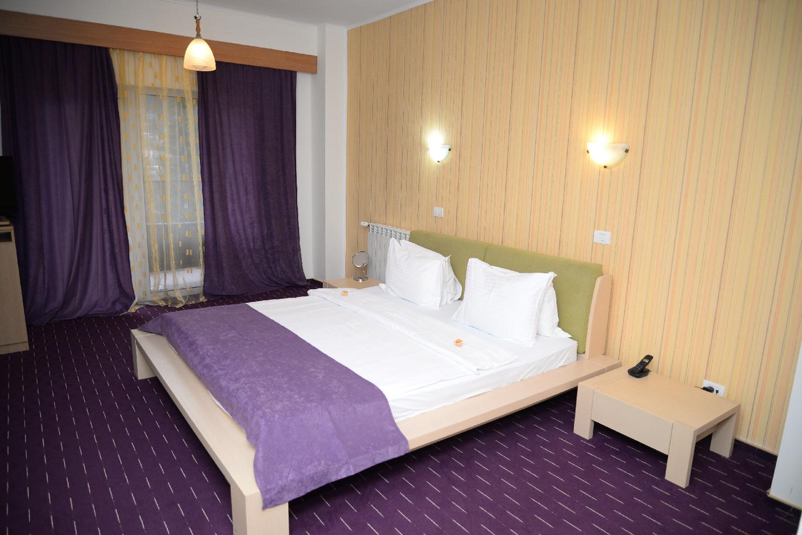 Atrium Mountain View Predeal