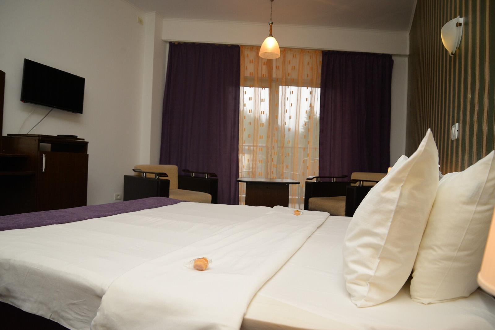 Atrium Mountain View Predeal