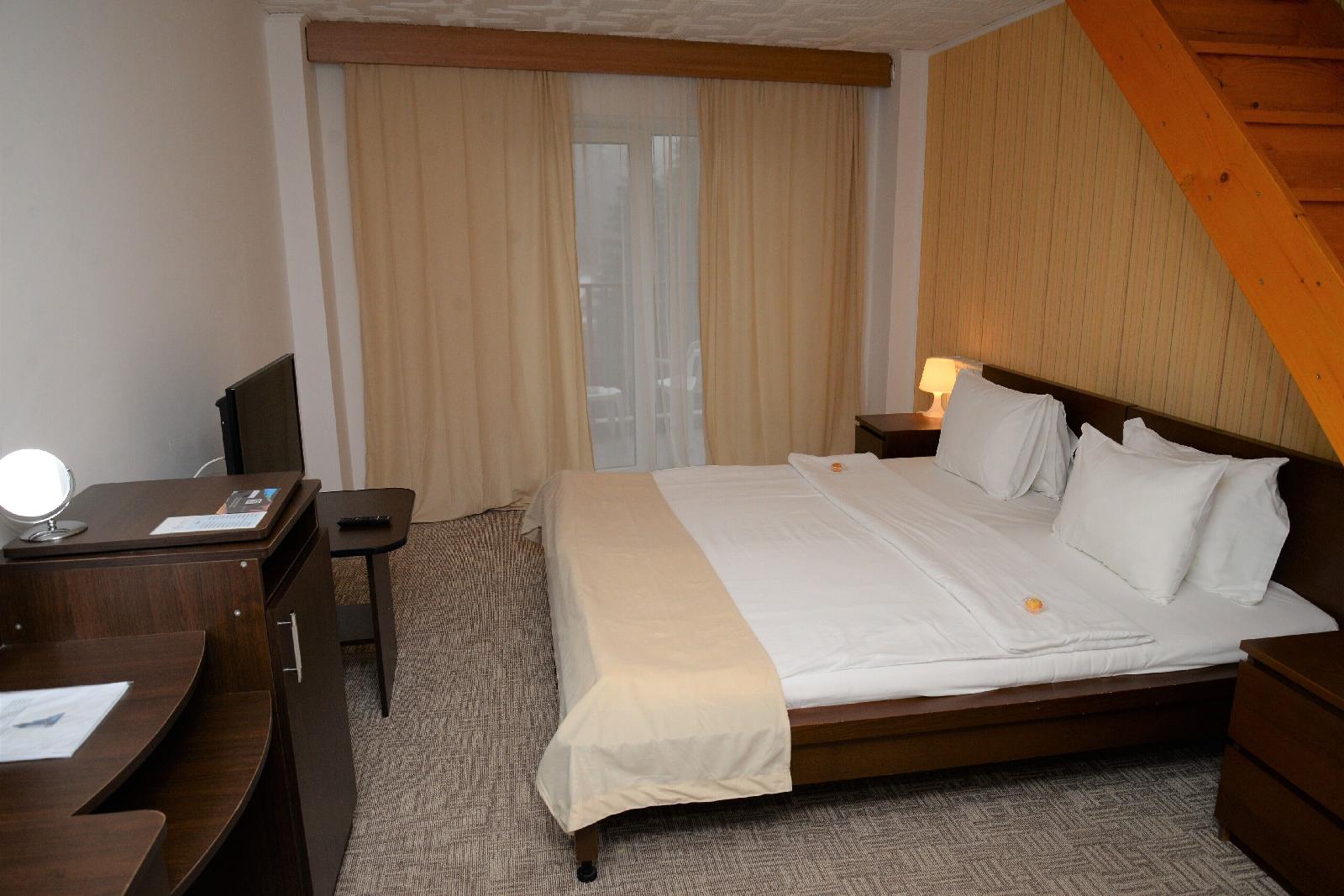 Atrium Mountain View Predeal