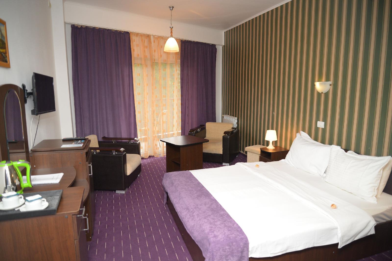 Atrium Mountain View Predeal