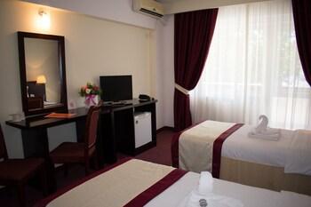 Hotel Europolis
