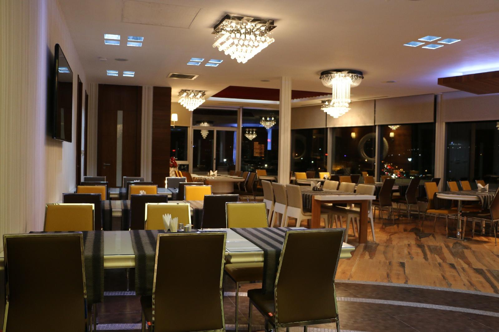 Business Grand Hotel