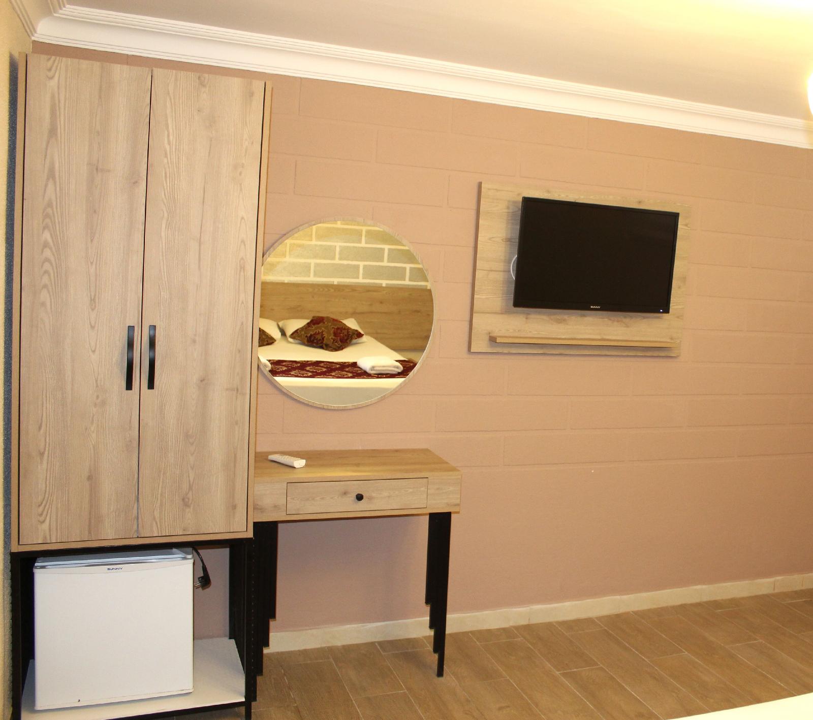 Hotel Megaron