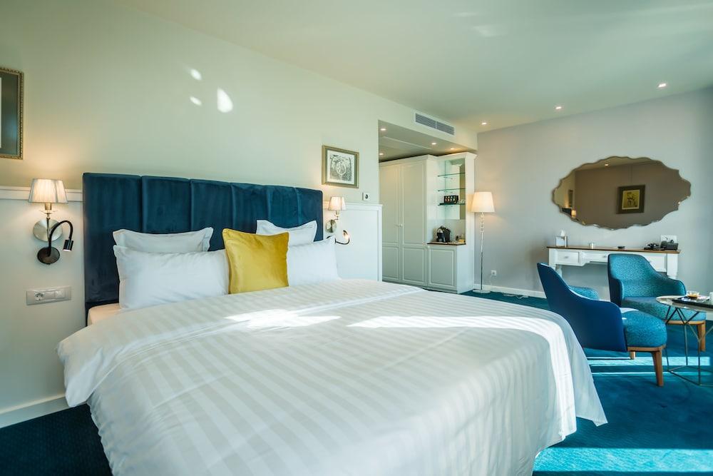 Boutique Hotel And Villa Promenade