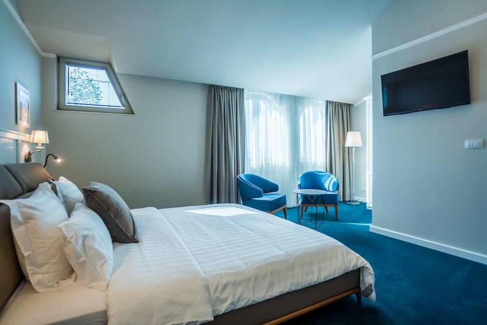 Boutique Hotel And Villa Promenade