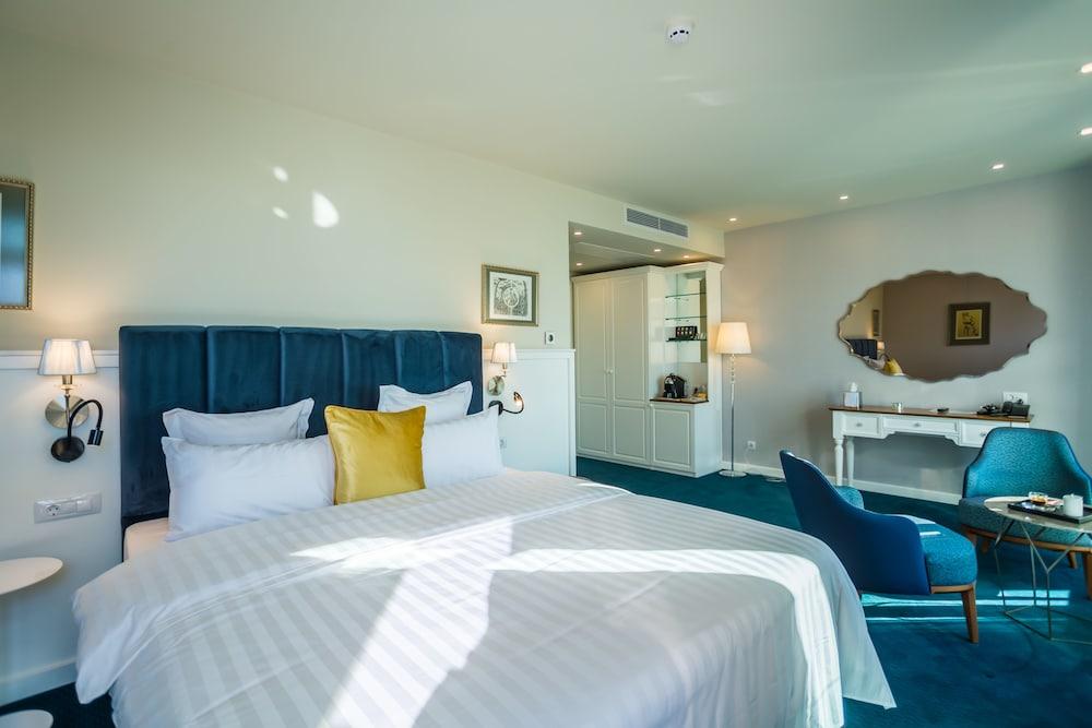 Boutique Hotel And Villa Promenade