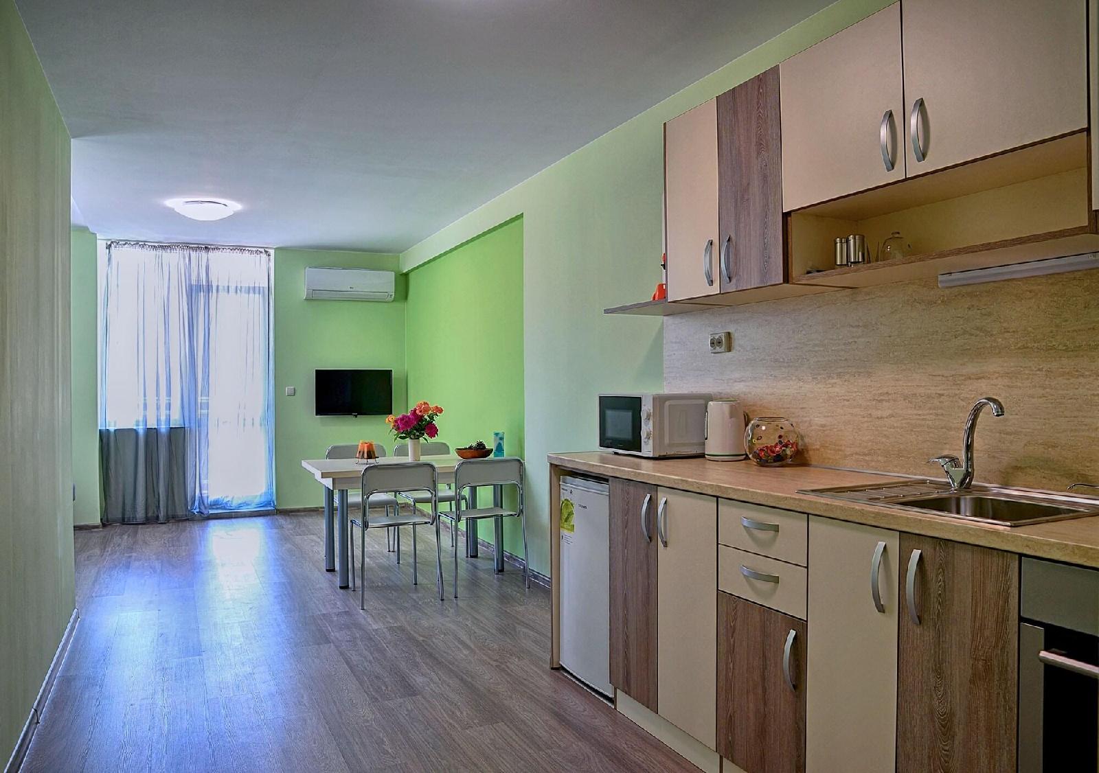 Visito Apart House