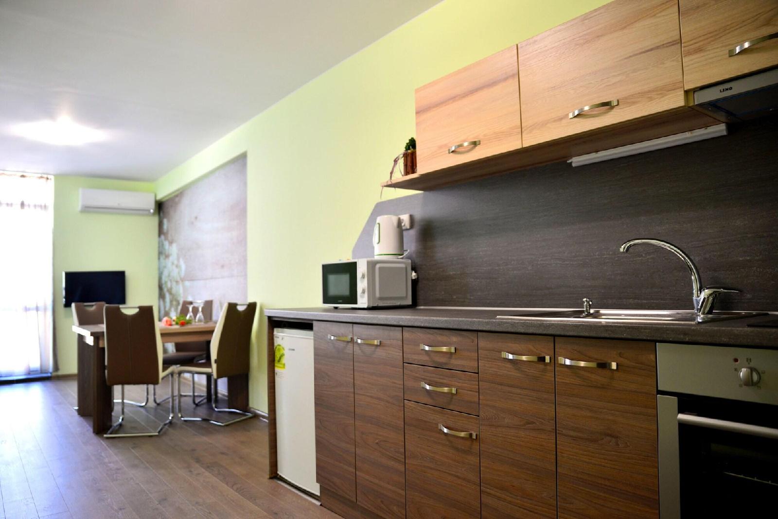 Visito Apart House