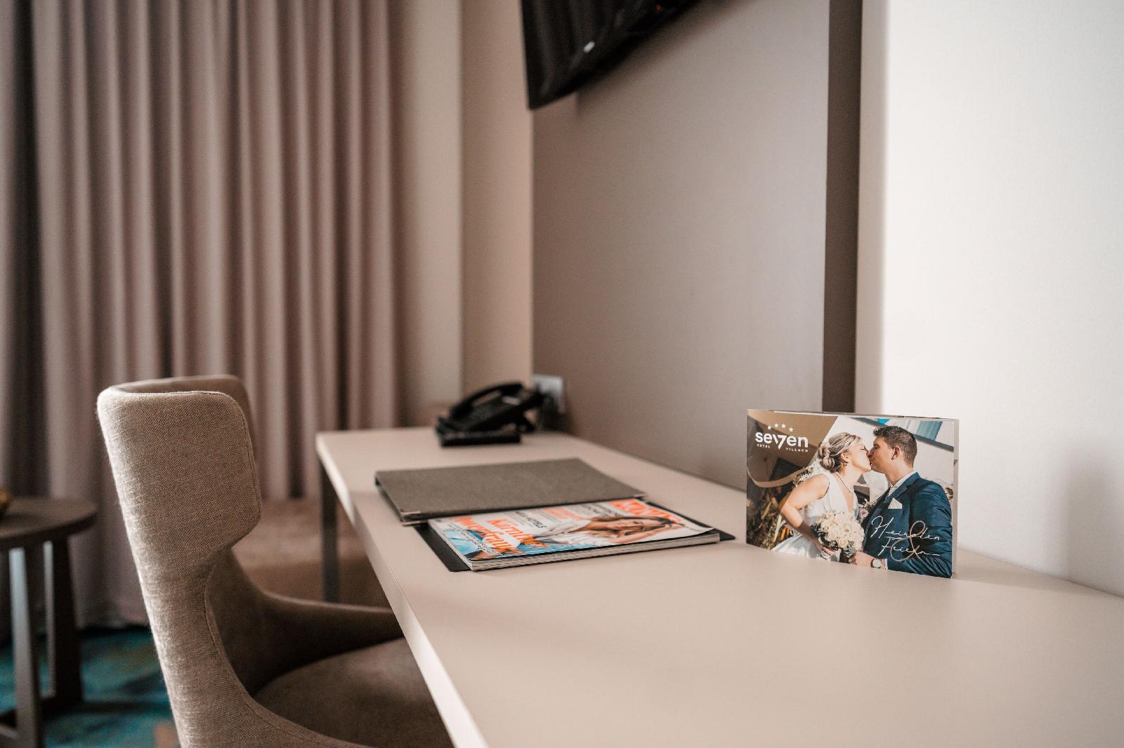 Hotel Seven