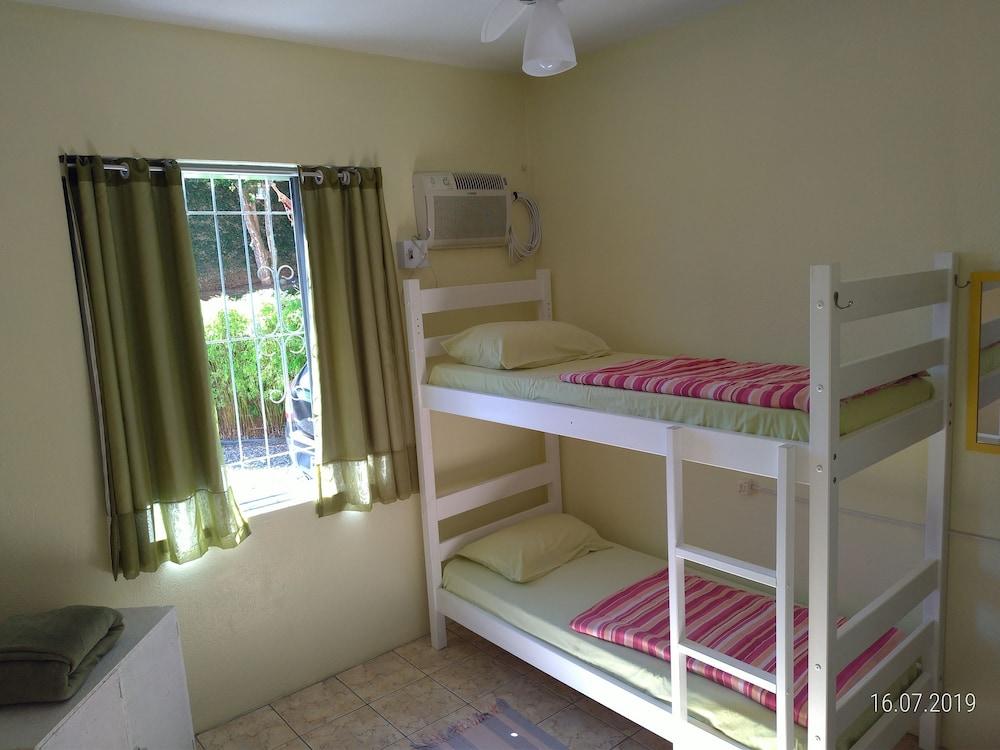 Joinville Hostel & Pousada