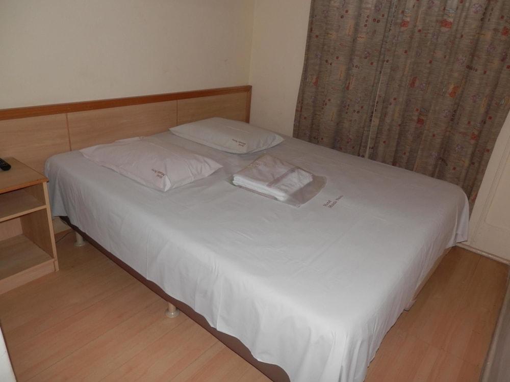 Girassol Carioca Hostel & Hotel by OYO Rooms