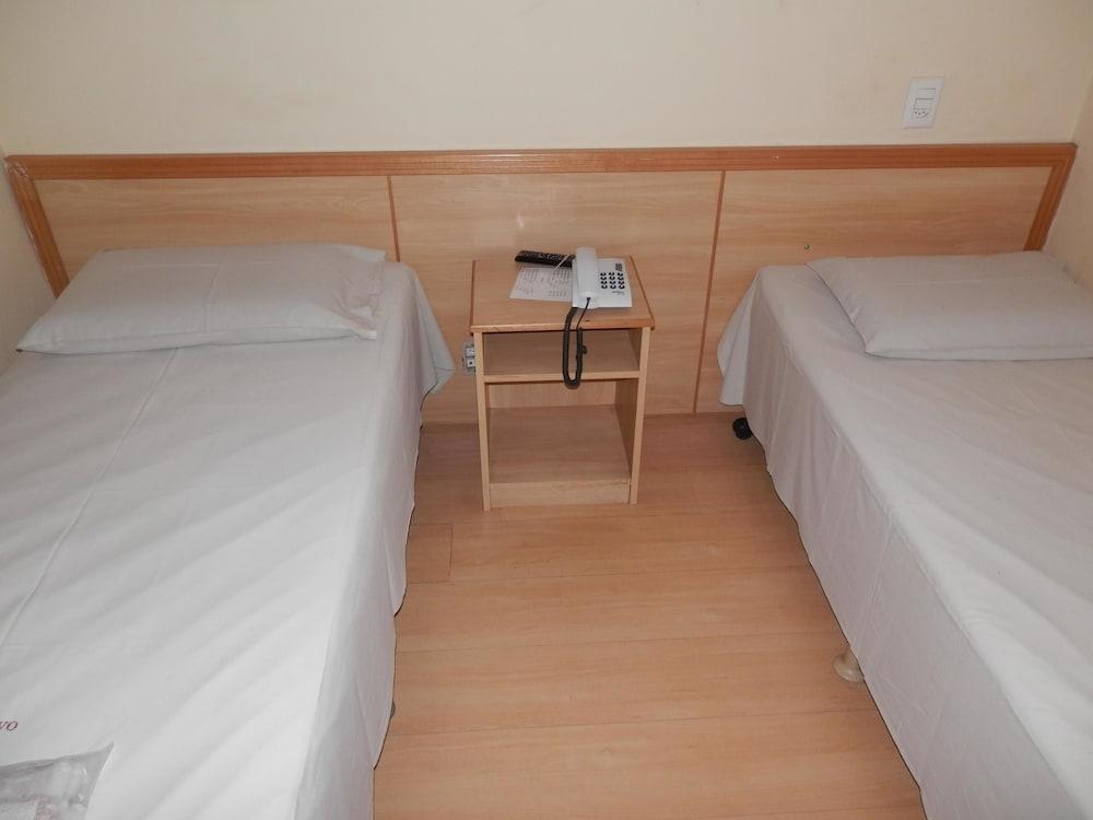 Girassol Carioca Hostel & Hotel by OYO Rooms