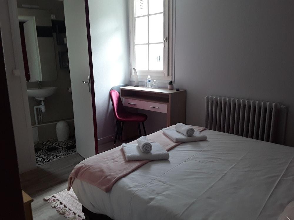 Hotel Du Cafe Des Arts
