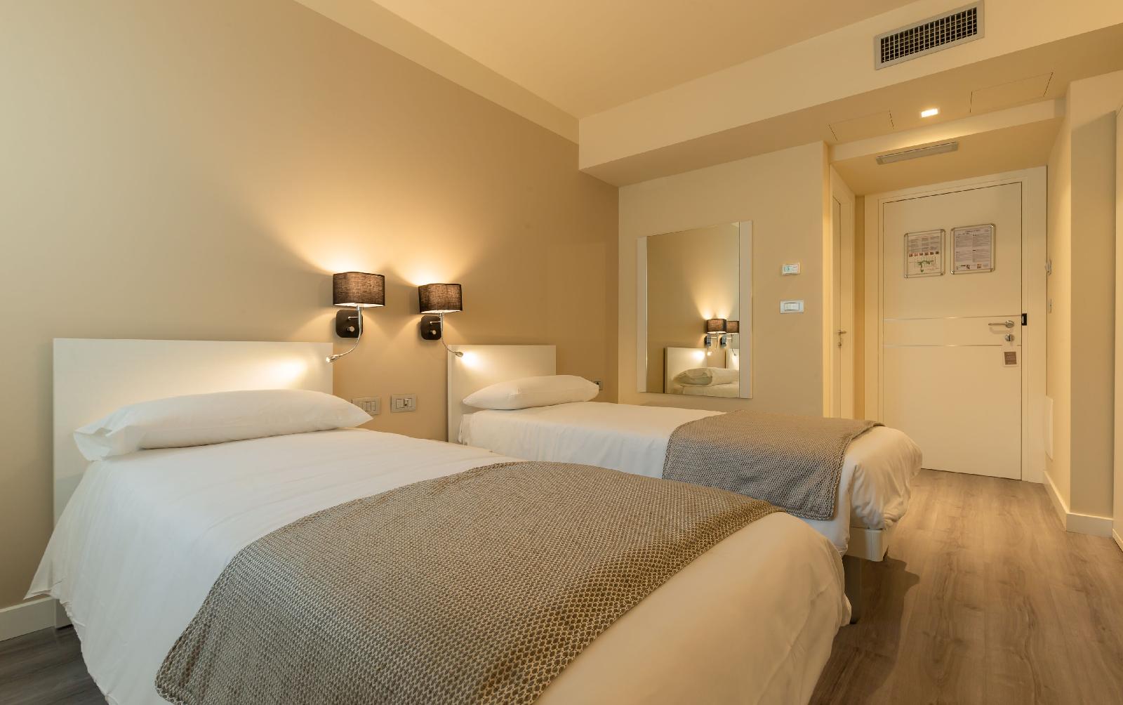 La Dolce Vita Hotel