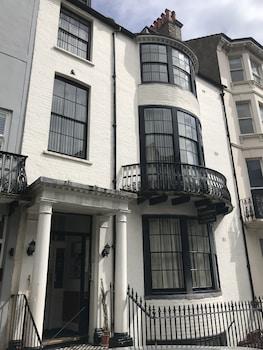 Kempfield House