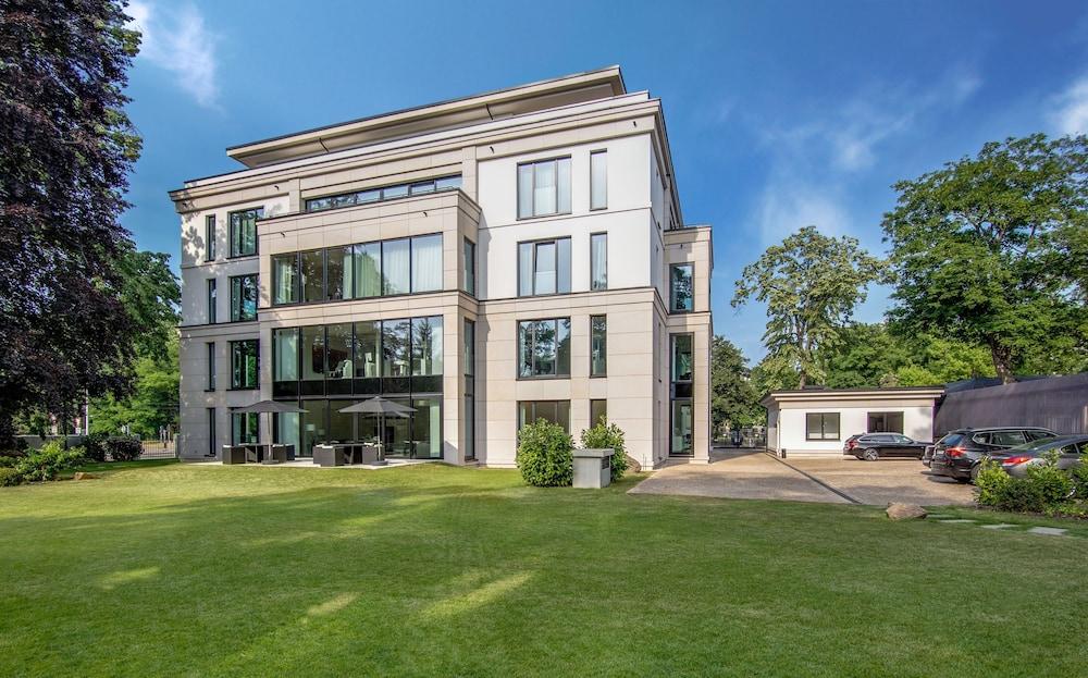 Voss Villa