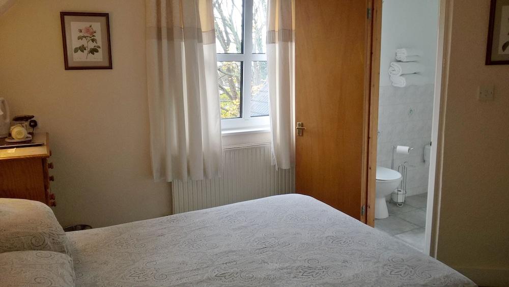 Bleriot's Guest House