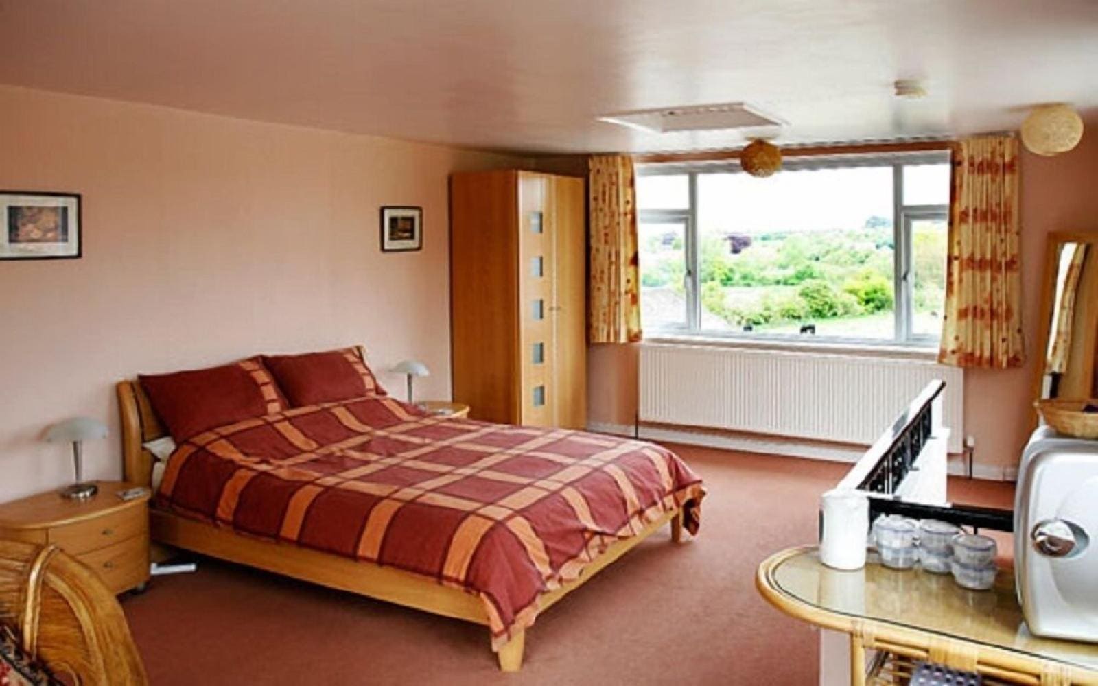 Hillbrow Farm B&B
