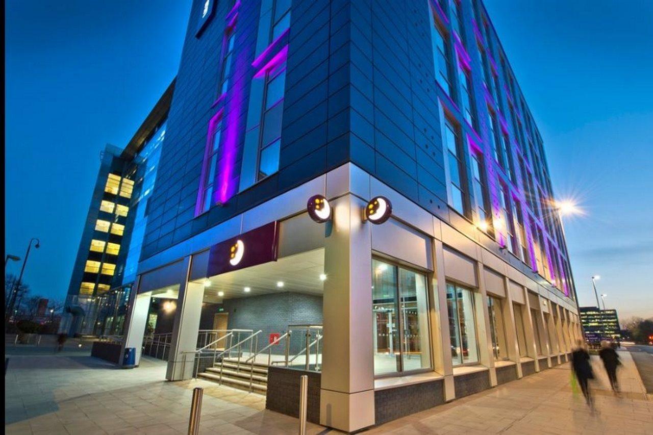 Premier Inn Leeds City Centre Whitehall Road Hotel
